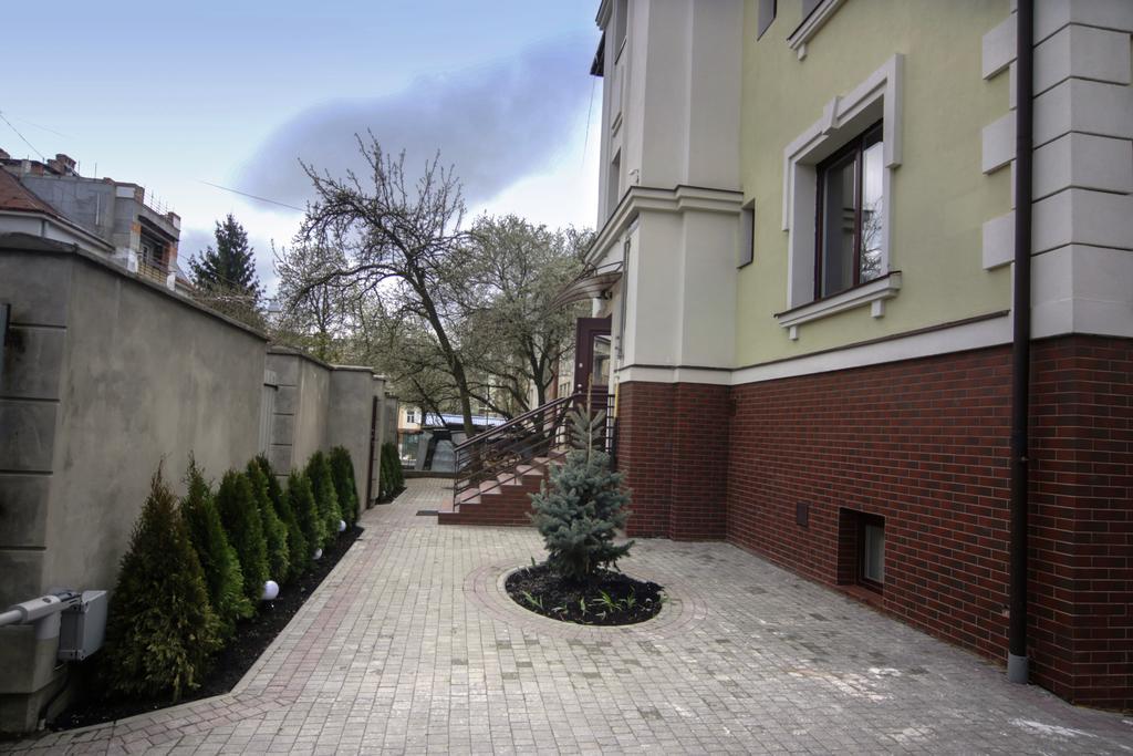Potocki Apartments Λβιβ Εξωτερικό φωτογραφία